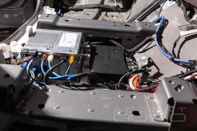 Жёлтая роскошь звука Focal KX для нового Range Rover Sport