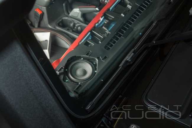 Звуковые решения для нового Jeep Wrangler Rubicon