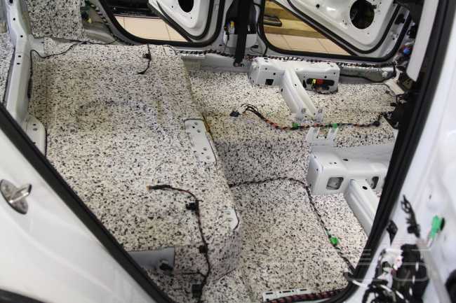 Правильная экономия: строим аудиосистему в Volkswagen Tiguan II