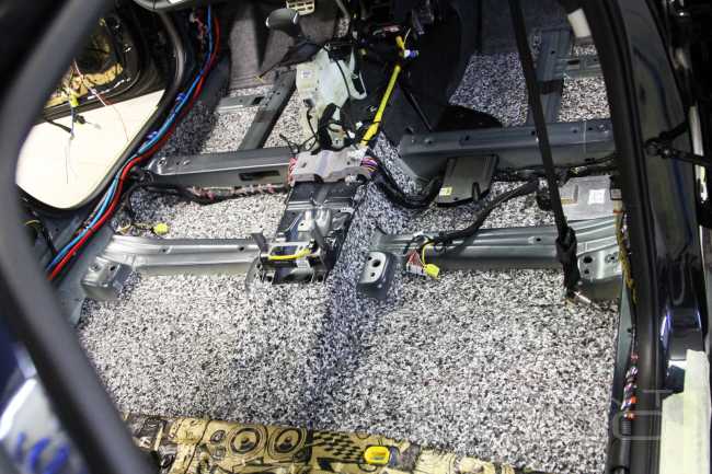 Меняем Harman Kardon в Kia Optima на звучащие компоненты