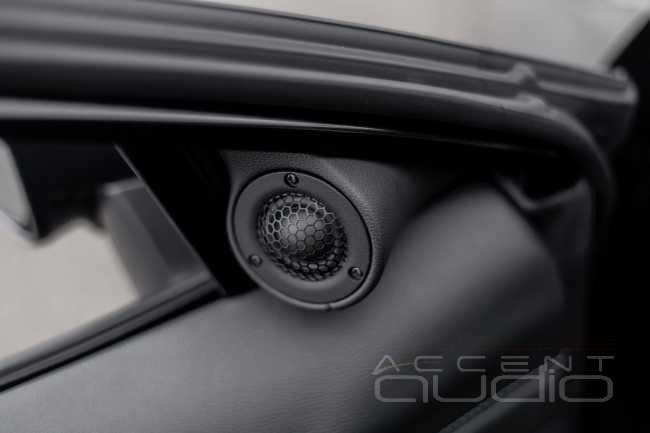 Инженерные решения для идеального звука в новой Toyota RAV4