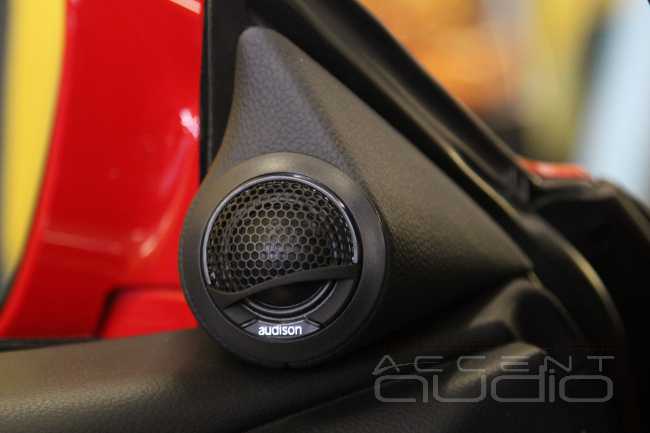 Отбрасывая все лишнее от HarmanKardon: новый звук Audison в Mercedes-Benz SL350