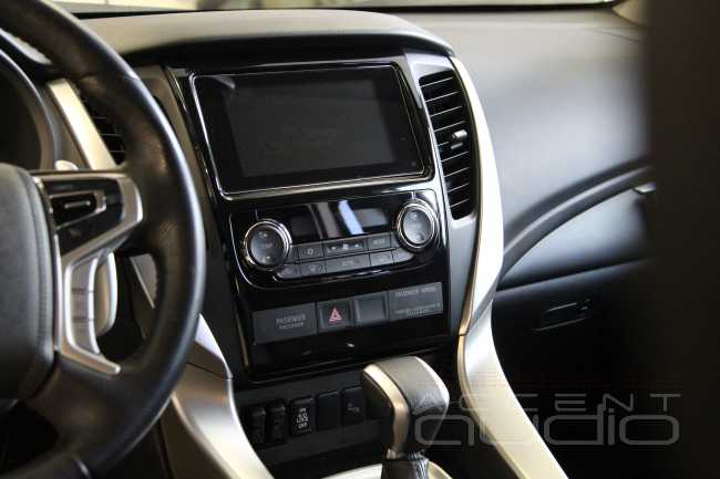Модернизация аудиосистемы и шумоизоляция нового Mitsubishi Pajero Sport