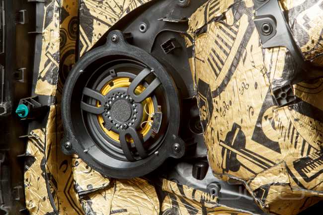 Дешево, эффективно и эффектно – настоящий автозвук для Smart Fortwo