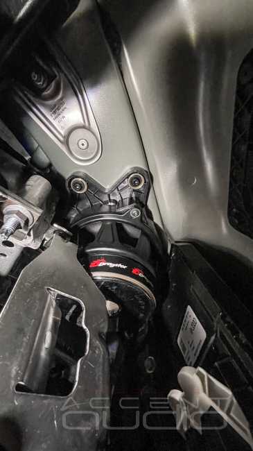 Аудиосистема для Porsche Carrera 911 S: красивые решения для красивого автомобиля