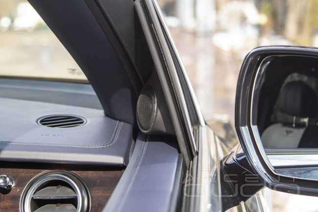 Bentley Premium Sound System, вместо жалкой заводской пародии 