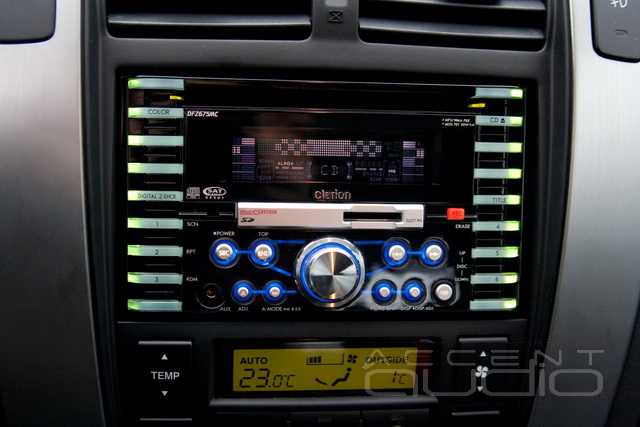 2-DIN магнитола в Hyundai Tucson