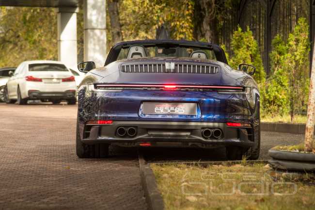 Аудиосистема для Porsche Carrera 911 S: красивые решения для красивого автомобиля