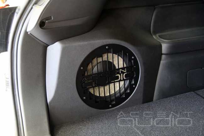 Модернизация звука, шумоизоляция и черный потолок из алькантары для Mitsubishi Outlander