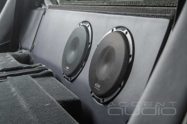 Bentley Premium Sound System, вместо жалкой заводской пародии 