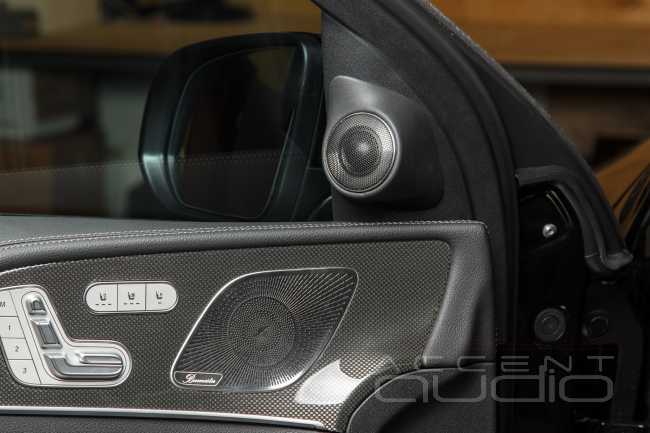 Явные отличия: настоящий звук в Mercedes-Benz GLE Coupe AMG 53