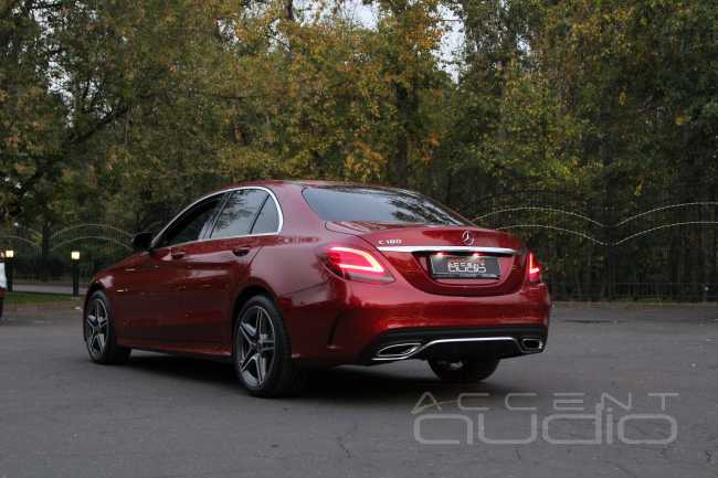Правильные музыкальные решения для Mercedes-Benz W205 2019г