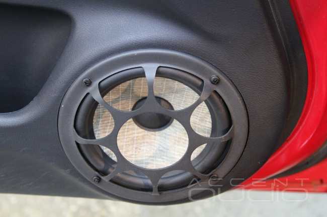Звук в Honda Accord 7: забытое старое