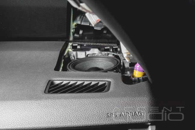 Инженерные решения для идеального звука в новой Toyota RAV4