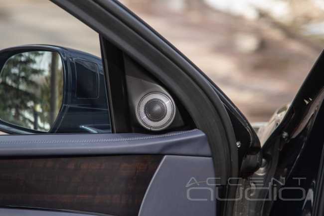 Bentley Premium Sound System, вместо жалкой заводской пародии