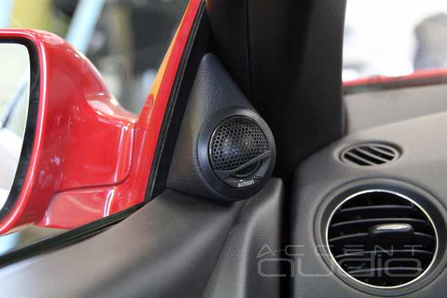 Отбрасывая все лишнее от HarmanKardon: новый звук Audison в Mercedes-Benz SL350