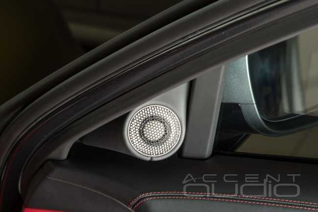 Как сделать звучание аудиосистемы Porsche Panamera роскошным