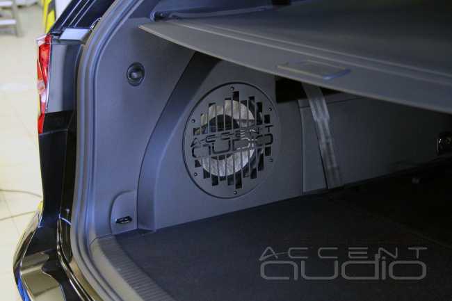 Большому брату сабвуфер надо: настоящий звук для Volkswagen Teramont !