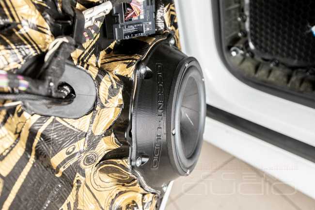 Цифровой Hi-End для Porsche Cayenne