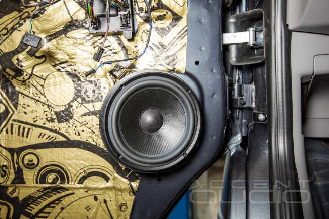 Звук для Mercedes-Benz Sprinter CS-Reisemobile