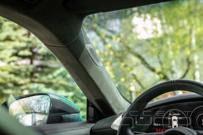 Электрический Hi-End: новая, аудиофильская система в Porsche Taycan