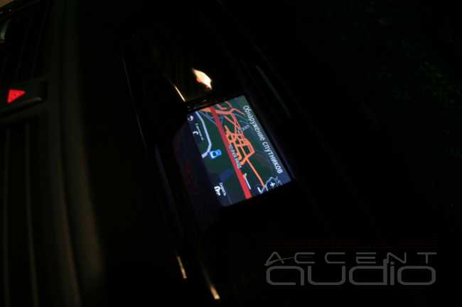 Ничего не меняем в новом BMW X1: полноценная процессорная трехполосная аудиосистема