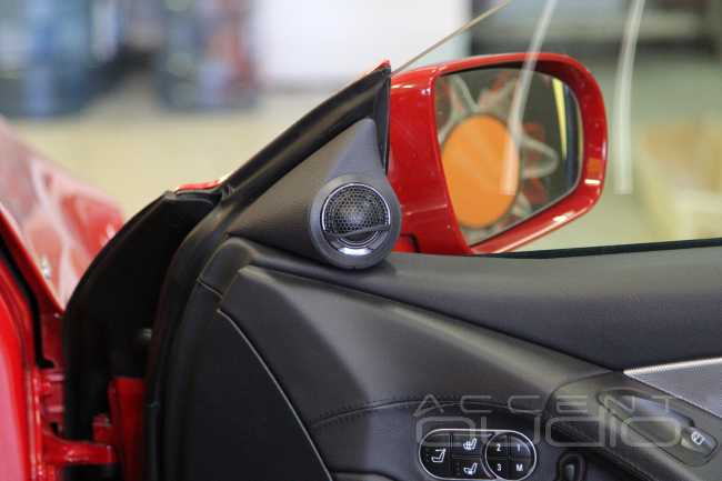 Отбрасывая все лишнее от HarmanKardon: новый звук Audison в Mercedes-Benz SL350