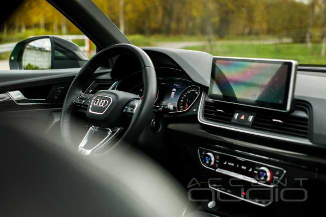 Новый звук в новый Audi Q5 – ярко, стильно, громко !