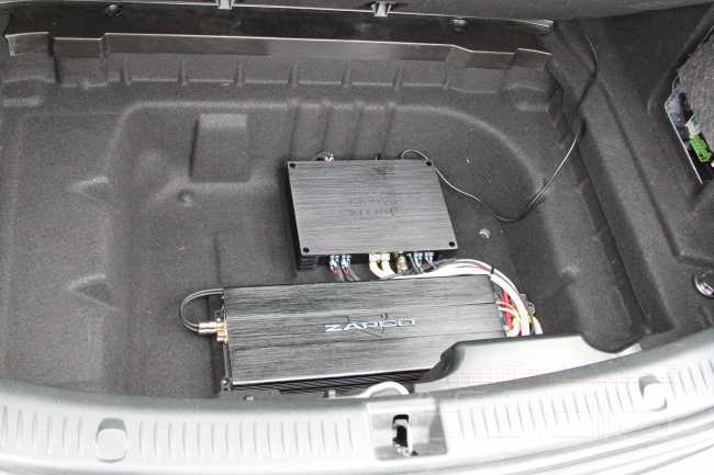 Eton Audio GMBH специально для Mercedes-Benz W213: аудиосистема на немецких комплектующих