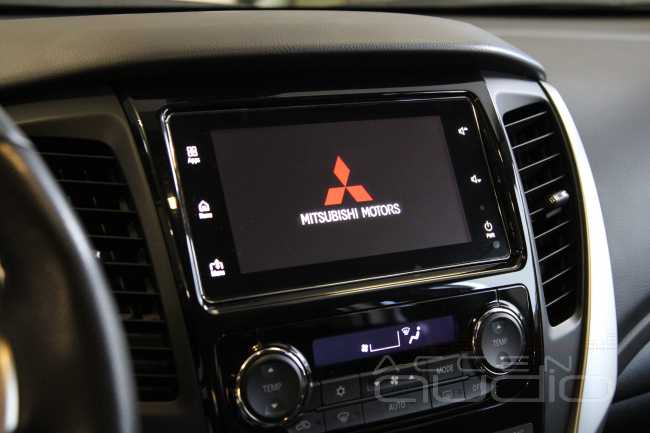 Модернизация аудиосистемы и шумоизоляция нового Mitsubishi Pajero Sport