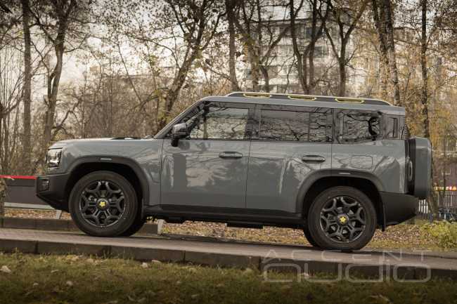 Бюджетный, немецкий, крутой: новый автозвук в Jetour T2