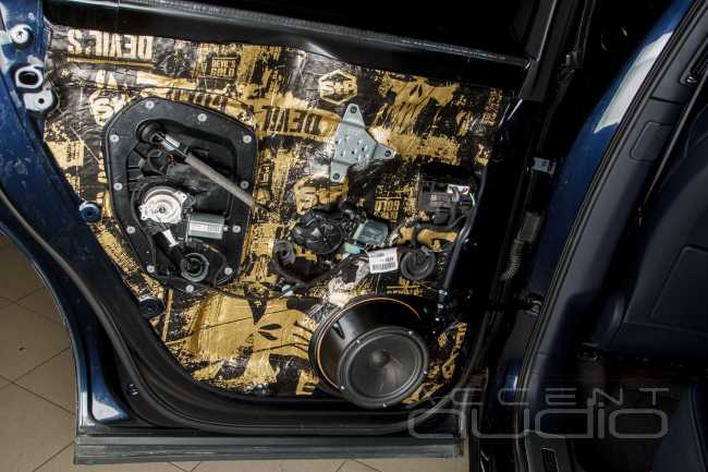 Bentley Premium Sound System, вместо жалкой заводской пародии 