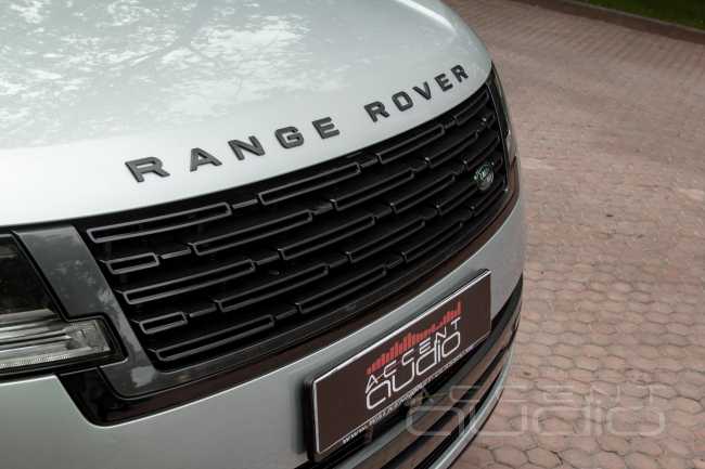 Не бюджетное решение: замена Meridian на аудиосистему в новом Range Rover