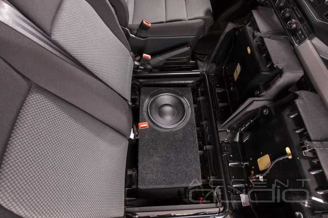 Тяжелая артиллерия: премиальный звук в Volkswagen Crafter