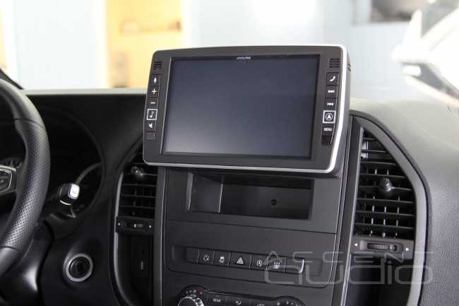 Alpine и Helix – всё, что нужно для мягкого и живого звука в Mercedes-Benz Vito W447