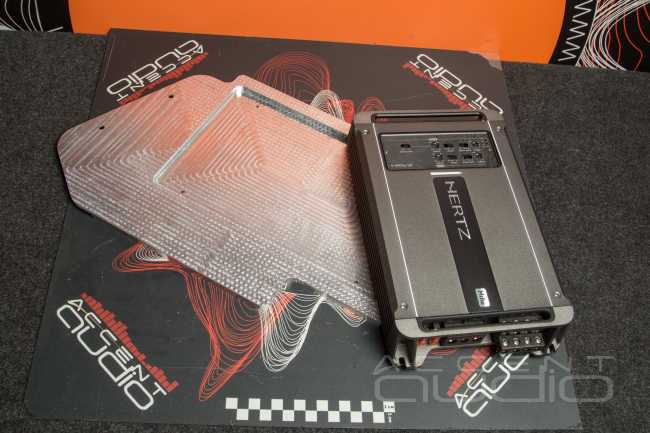 Аудиосистема для Porsche Carrera 911 S: красивые решения для красивого автомобиля