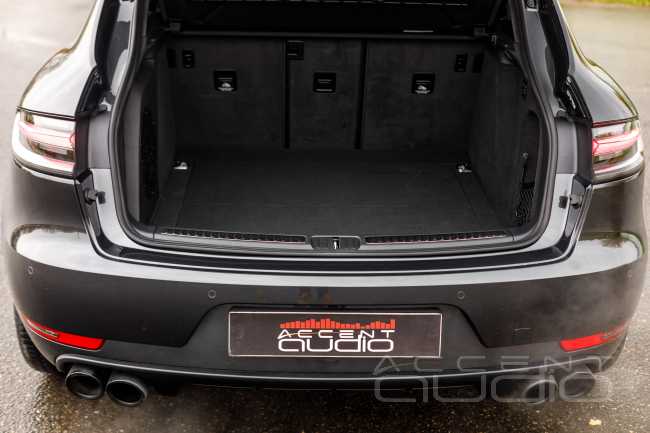 Немецкая машина для звука: Audiotec-Fischer и Porsche Macan 2020