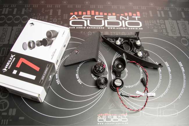 Электрическая роскошь с музыкой: новая штатная аудиосистема в Zeer 001