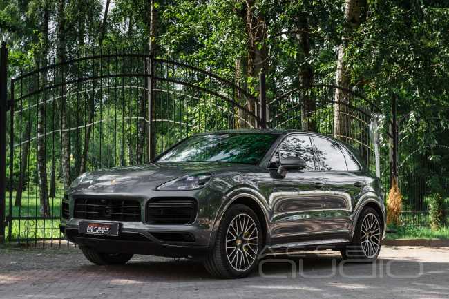 Смена принципов: премиальная аудиосистема Audiotec-Fischer для нового Porsche Cayenne Turbo