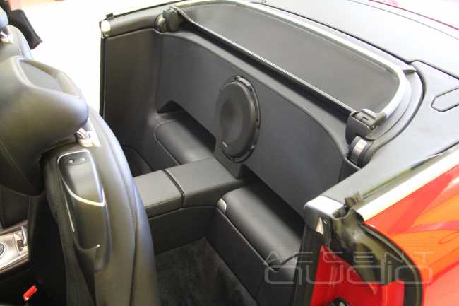 Отбрасывая все лишнее от HarmanKardon: новый звук Audison в Mercedes-Benz SL350