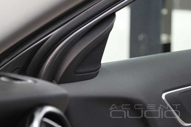 Mercedes-Benz GLA новый звук в правильном кузове и slim версии компонентов