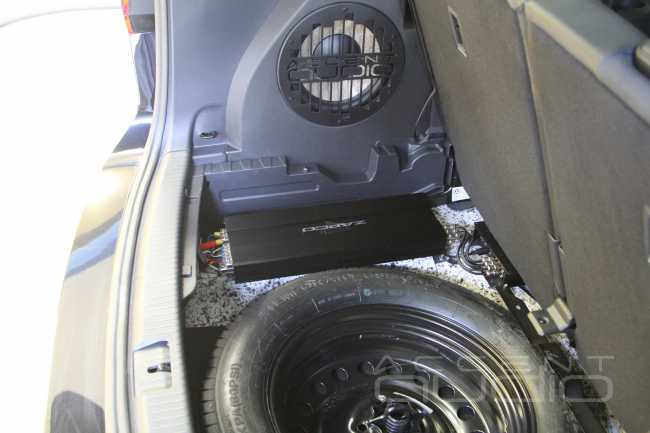 Большому брату сабвуфер надо: настоящий звук для Volkswagen Teramont !