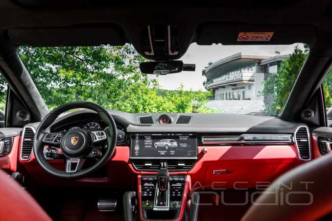 Смена принципов: премиальная аудиосистема Audiotec-Fischer для нового Porsche Cayenne Turbo