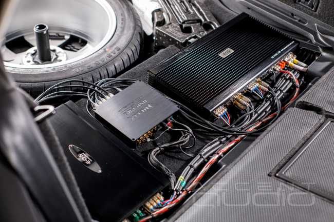 Лучше, чем Dynaudio: новая аудиосистема в Volkswagen Passat AllTrack