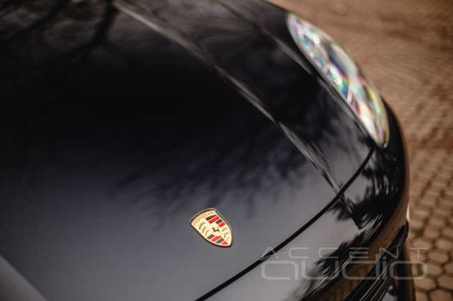 Штатная премиум аудиосистема в новом Porsche Cayenne Coupe