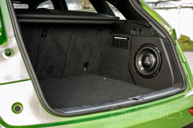 Новый звук в новый Audi Q5 – ярко, стильно, громко !