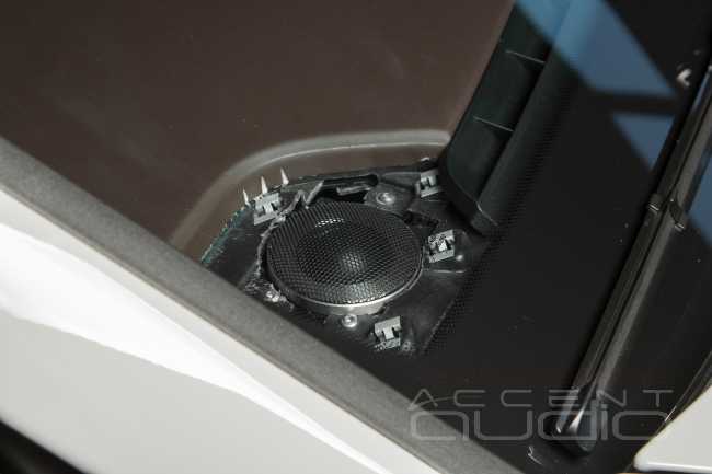 Мощно, громко, надежно и стильно – новый звук для Porsche Panamera