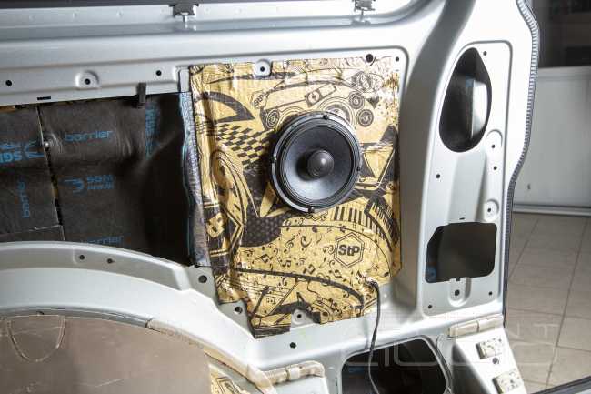 Глубокая интеграция: решения по звуку и мультимедиа для нового Volkswagen Multivan