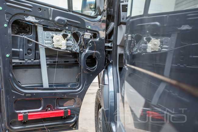 Звук для Mercedes-Benz Sprinter CS-Reisemobile