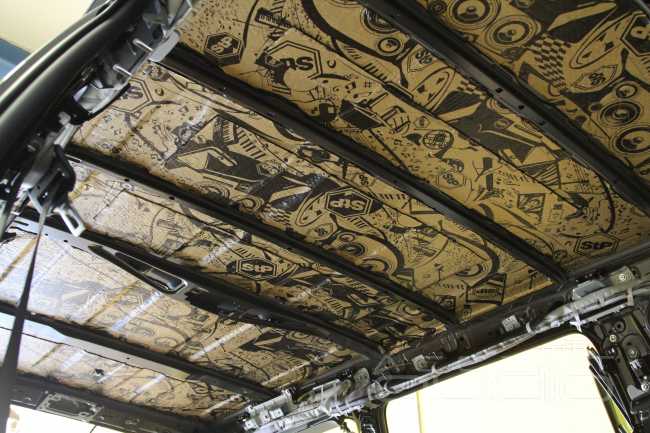 Замена магнитолы в Toyota Land Cruiser Prado 150